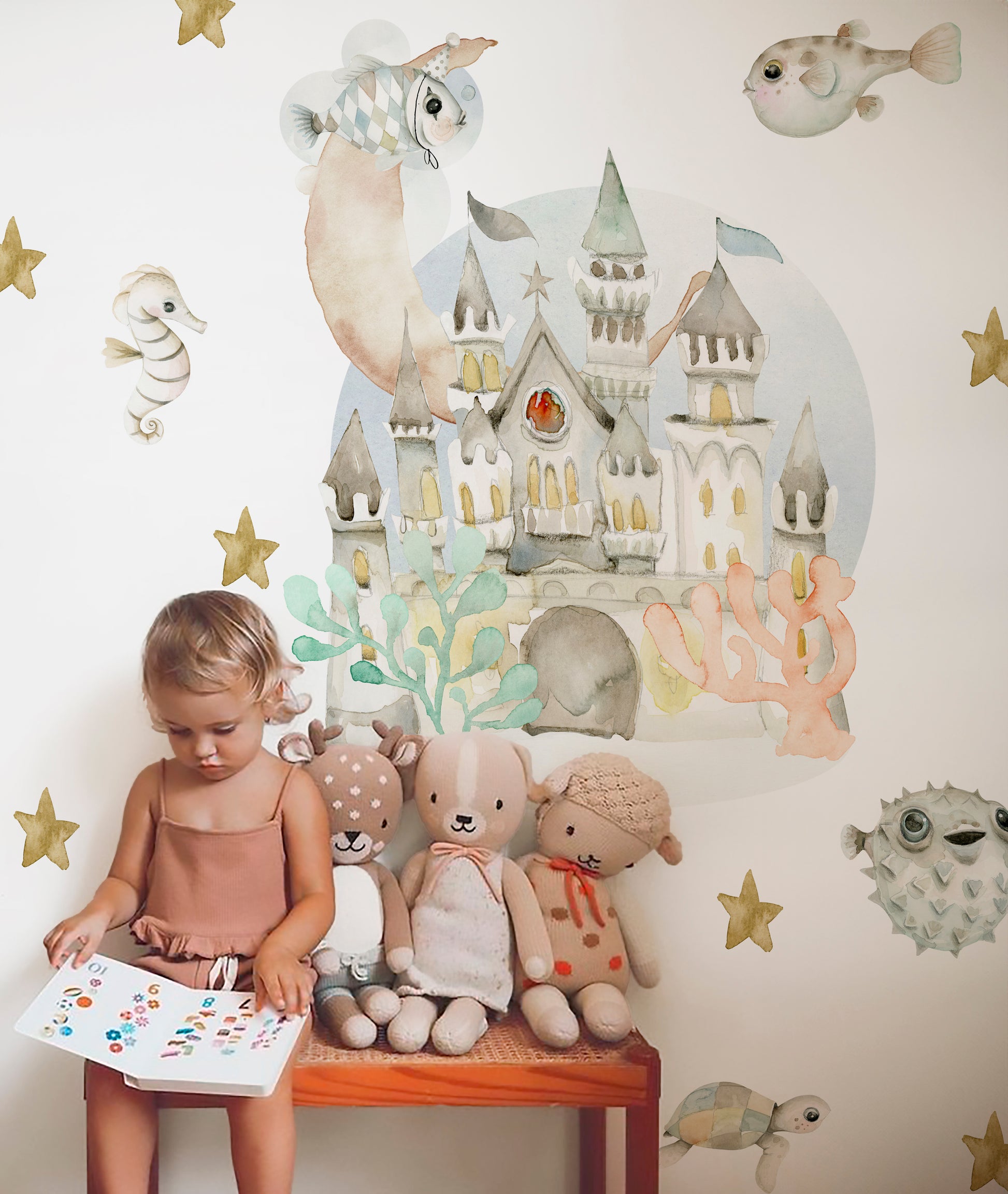 CASTILLO Y PECES Vinilo infantil personalizable