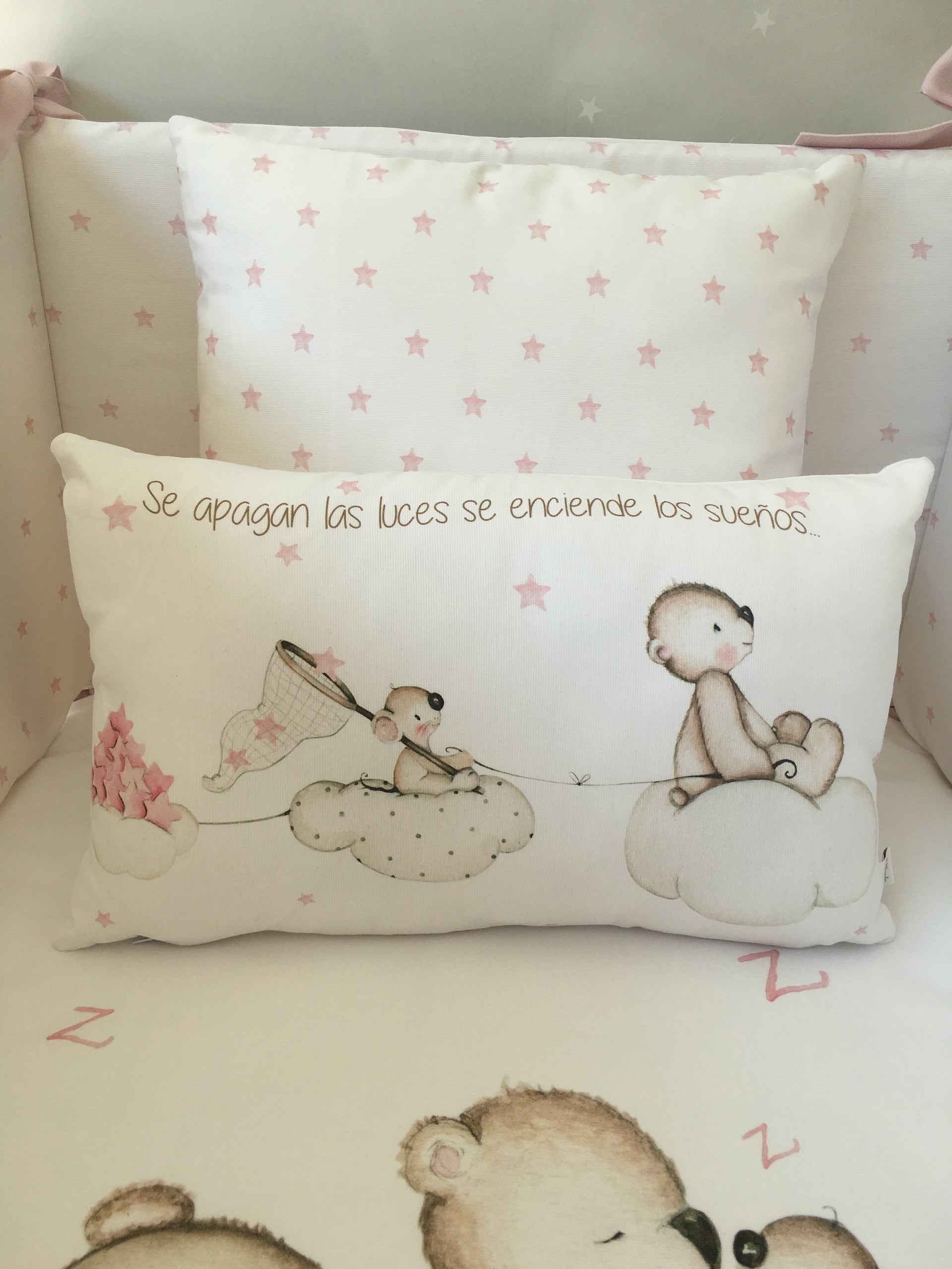 Cuscino per bambini personalizzato IN CERCA DI STELLE ROSA